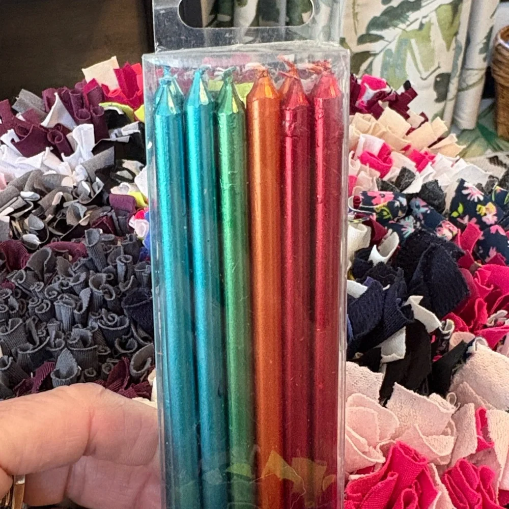 🆕Papyrus Multicolor Metallic Cake Candles